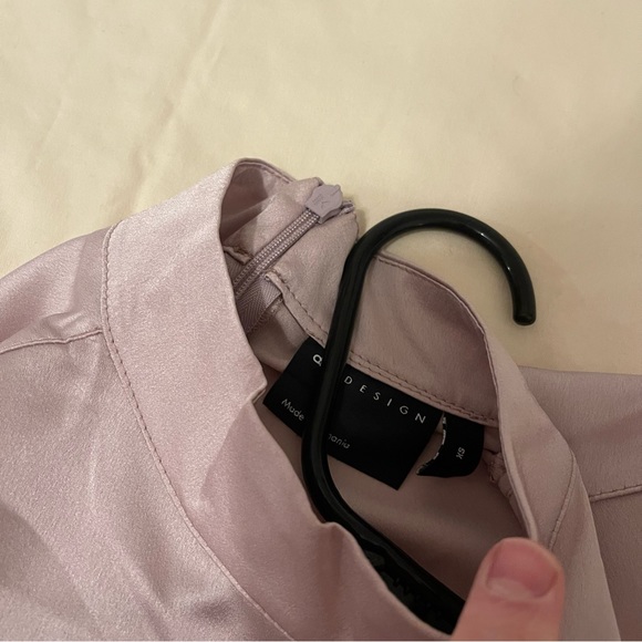 blush silk turtle neck shirt - Picture 2 of 2